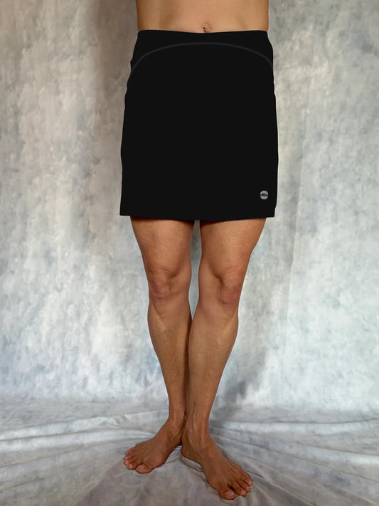 Happy Girl Skirt - Forhåndsbestilling: Sendes desember 2025