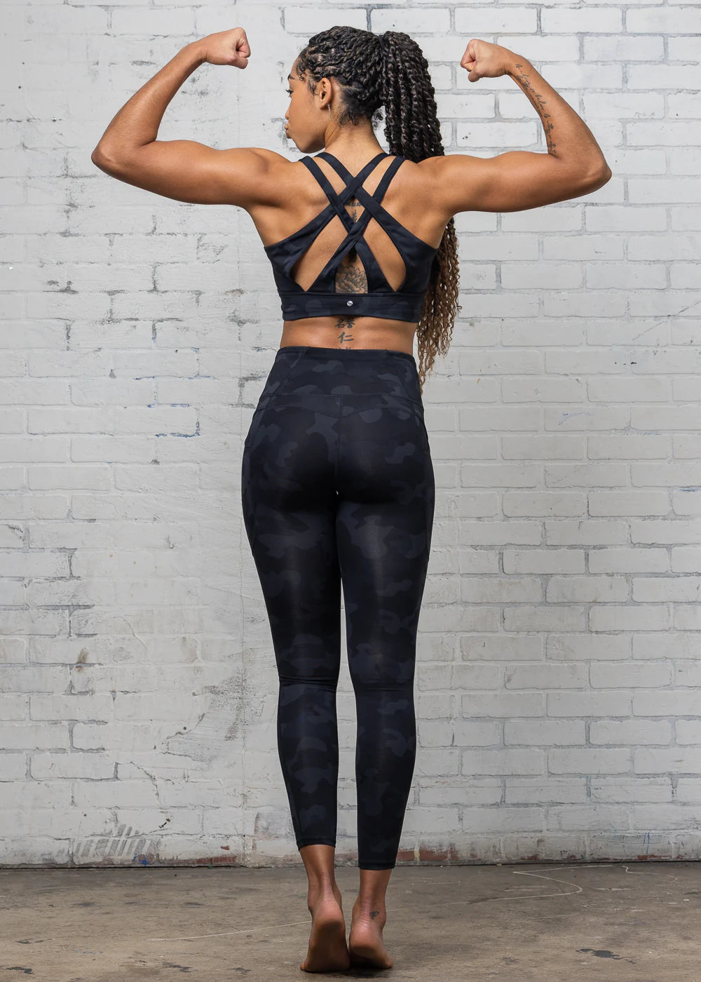 All-In High Rise Leggings Carbon Camo - full length