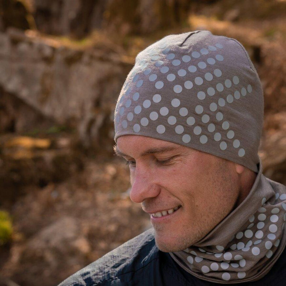 Morild Sølvfaks wool hat with reflector dust brown