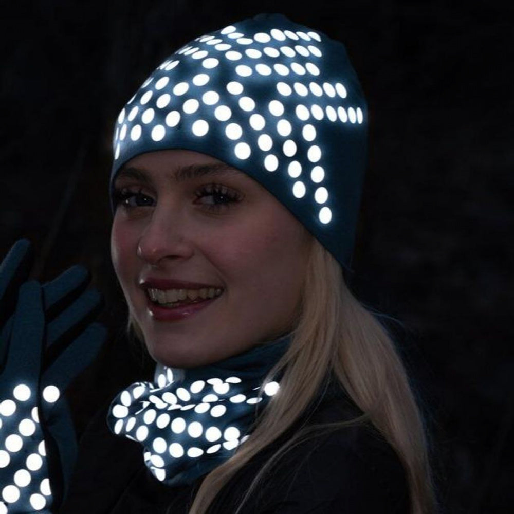 Morild Sølvfaks wool neck warmer with reflector black