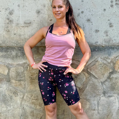 She Did Biker Shorts - Ditsy - Forhåndsbestilling: Sendes august 2026