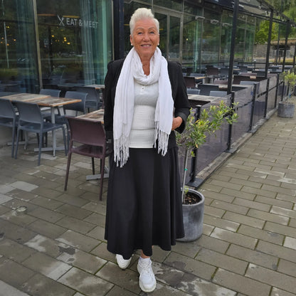 She Did langt skjørt - Svart - Forhåndsbestilling: Sendes august 2026