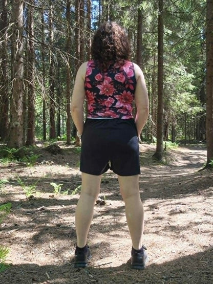 She Did tanktopp - Winery Floral - Forhåndsbestilling: Sendes august 2026